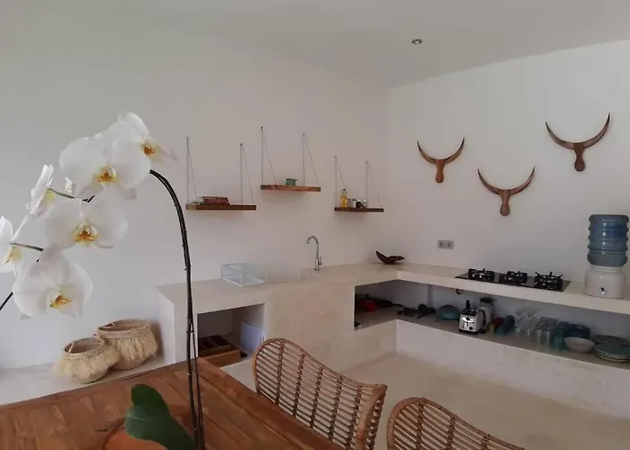 Noah By Is Simple Villa