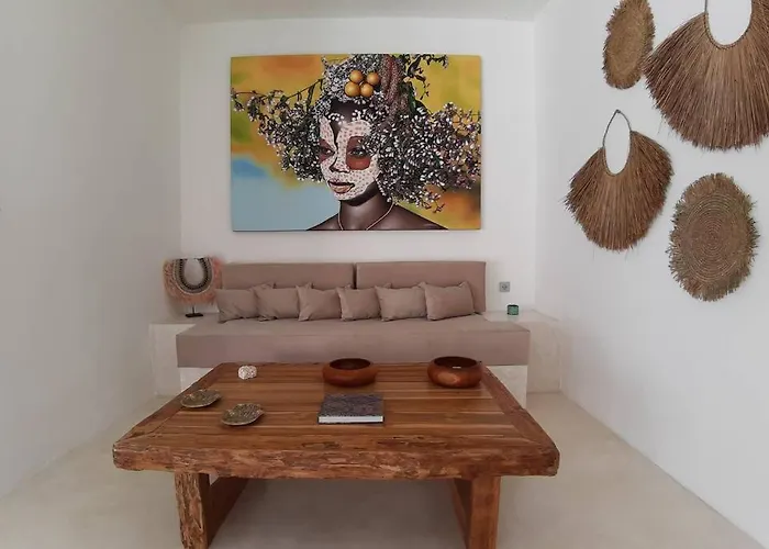 Noah By Is Simple Villa Canggu