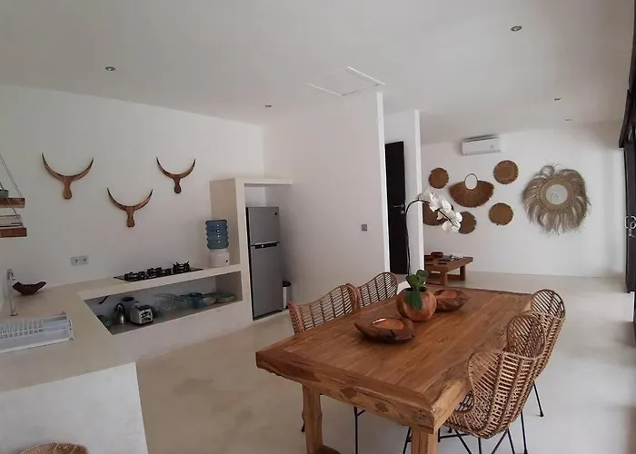 Noah By Is Simple Villa *